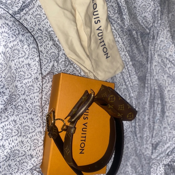 Louis Vuitton belt - Picture 4 of 4